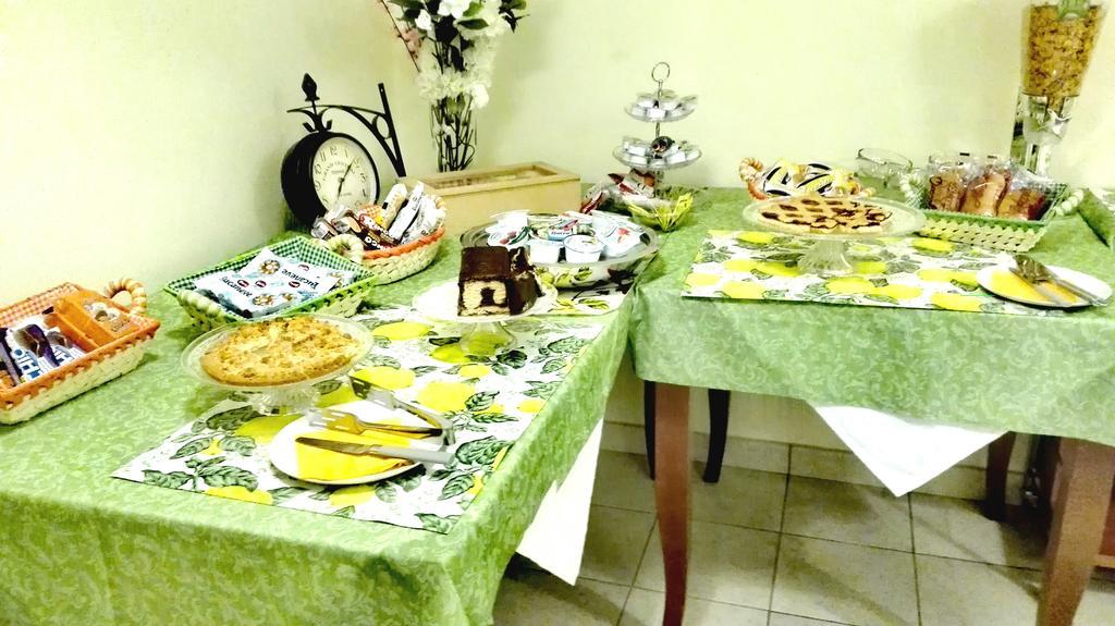Hotel Semi Di Limone โมลยาโน เวเนโต ภายนอก รูปภาพ