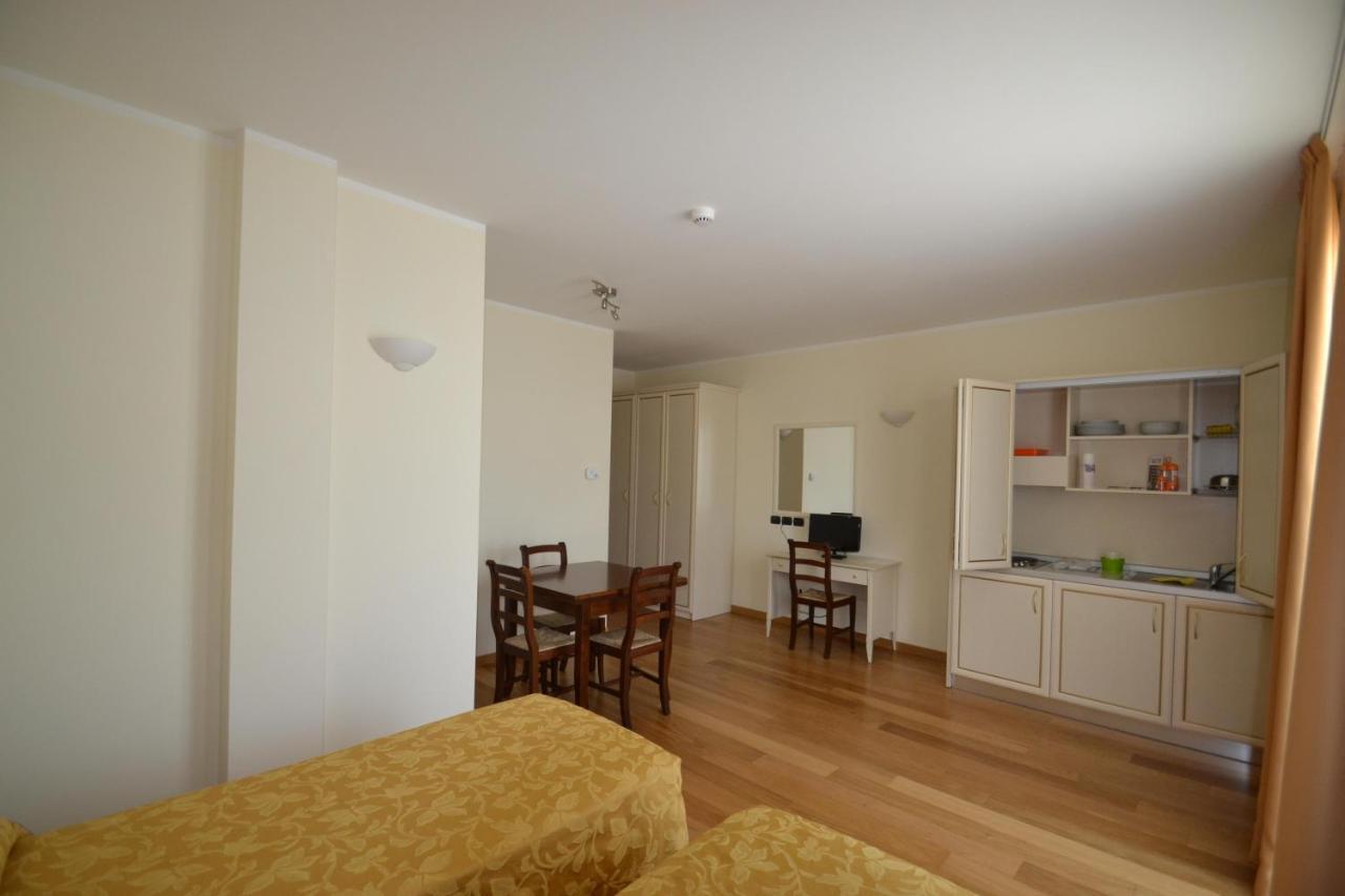 Hotel Semi Di Limone โมลยาโน เวเนโต ห้อง รูปภาพ